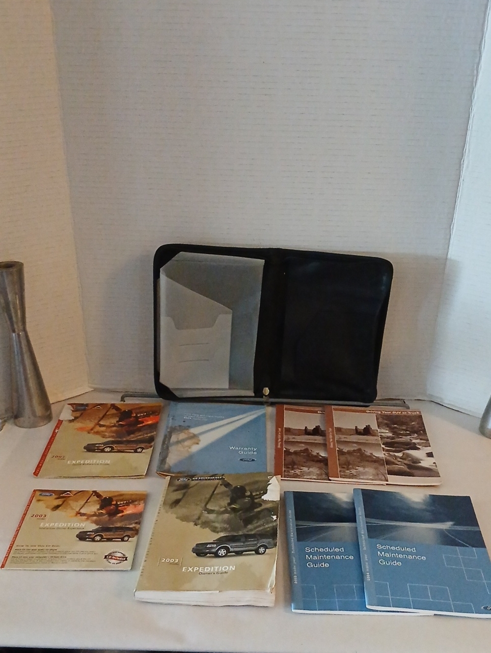 Ford Expedition 2003 with Branded Owner's Guide